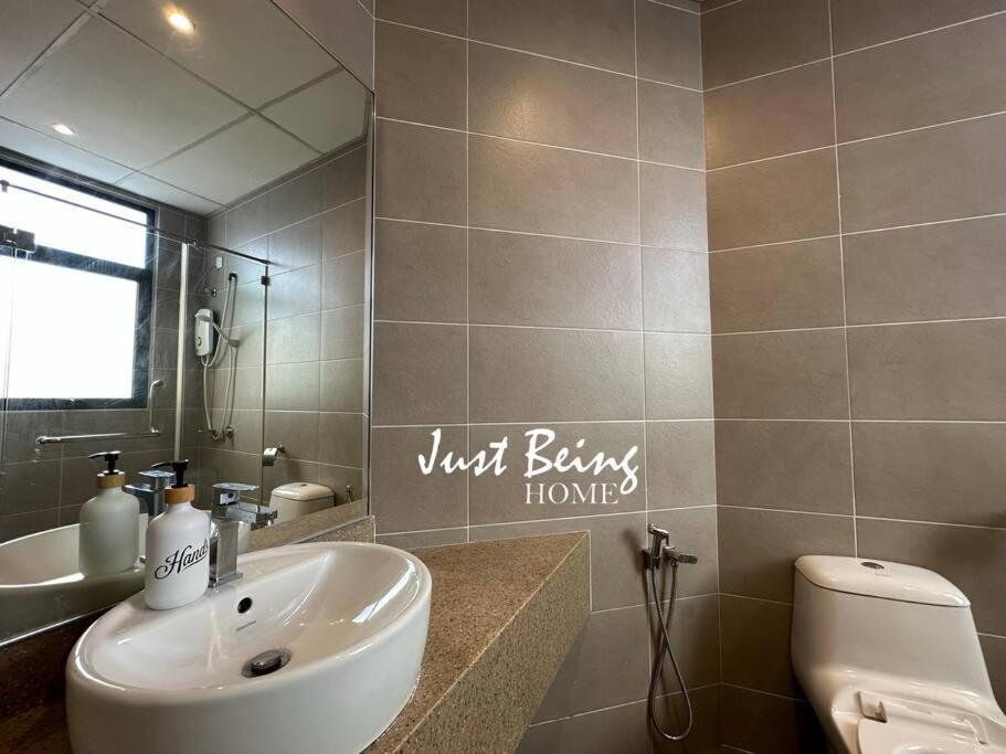 Just Being 6pax 3br/3ba 1king/1queen/2single *