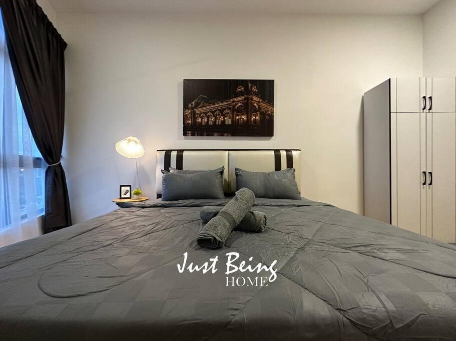 Just Being 6pax 3br/3ba 1king/1queen/2single Pangsapuri *