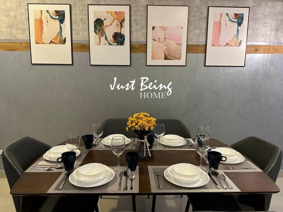 Just Being 6pax 3br/3ba 1king/1queen/2single Pangsapuri