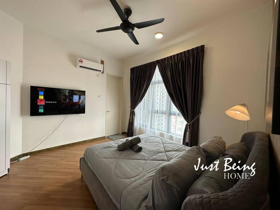 Just Being 6pax 3br/3ba 1king/1queen/2single Pangsapuri *